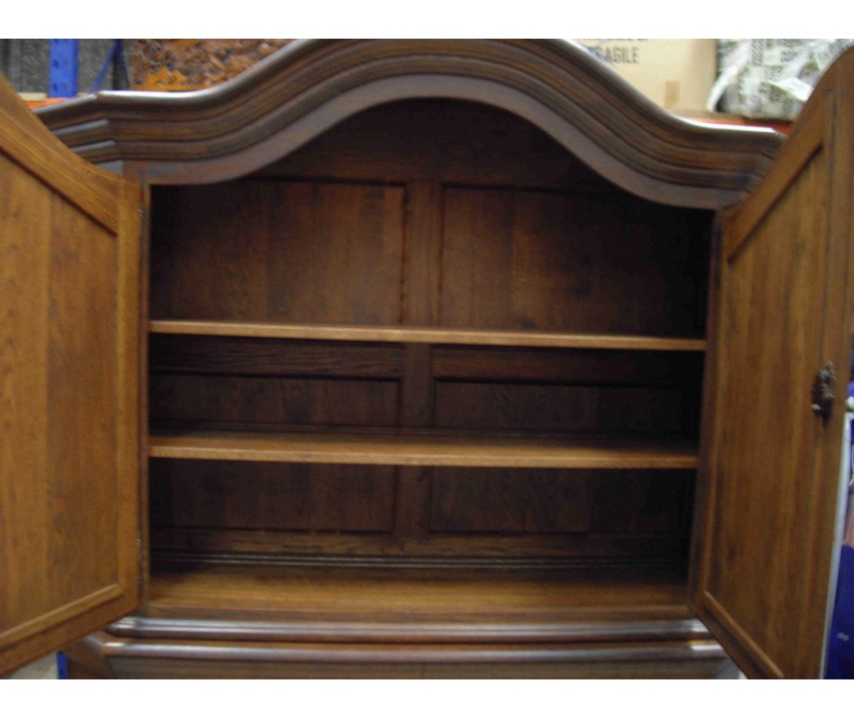 APARADOR ROBLE 4 PUERTAS