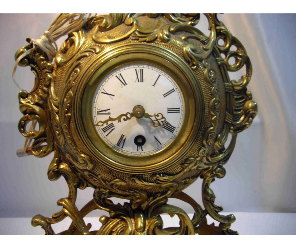 RELOJ FUNDICION DORADA MARMOL